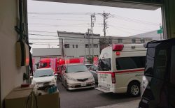 驚いた
