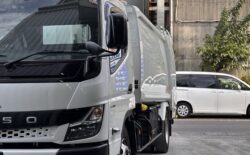 キャンターのドア交換