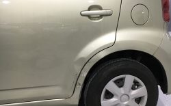パッソの修理